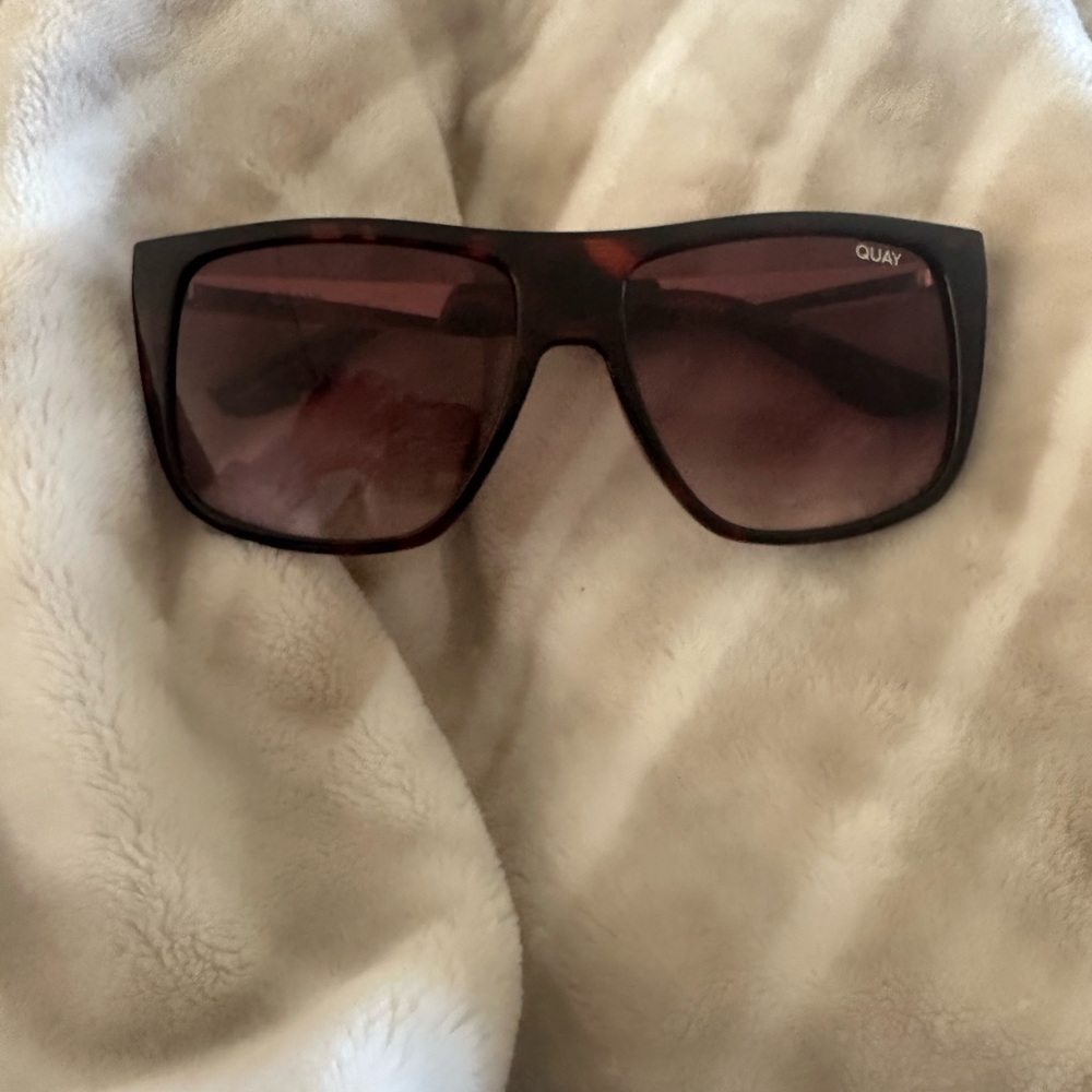 Quay Incognito Sunglasses